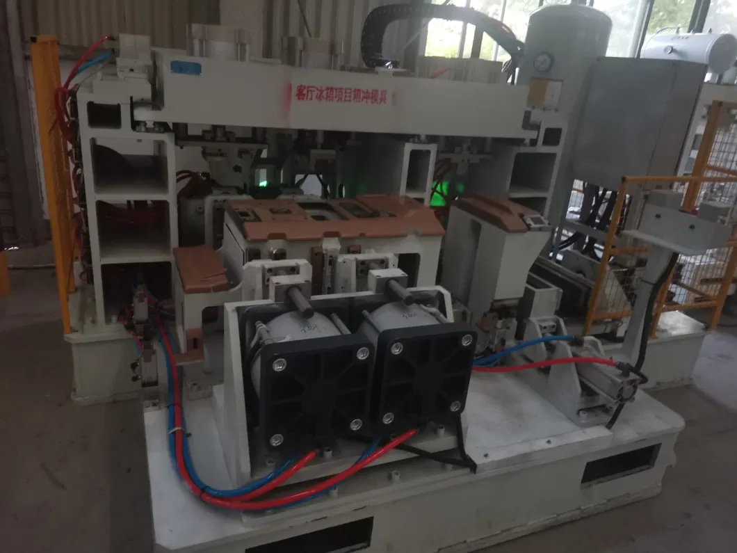 Multi Station Vacuum Thermoforming Machine for Inner Liner of Refrigerator Cabinet